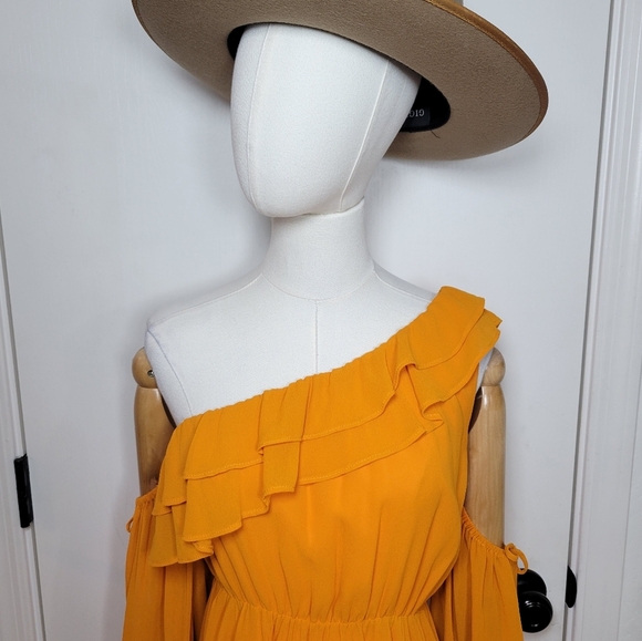 Revolve x Michael Costello Everett One Shoulder Orange Shift Dress Size Small - Picture 3 of 12